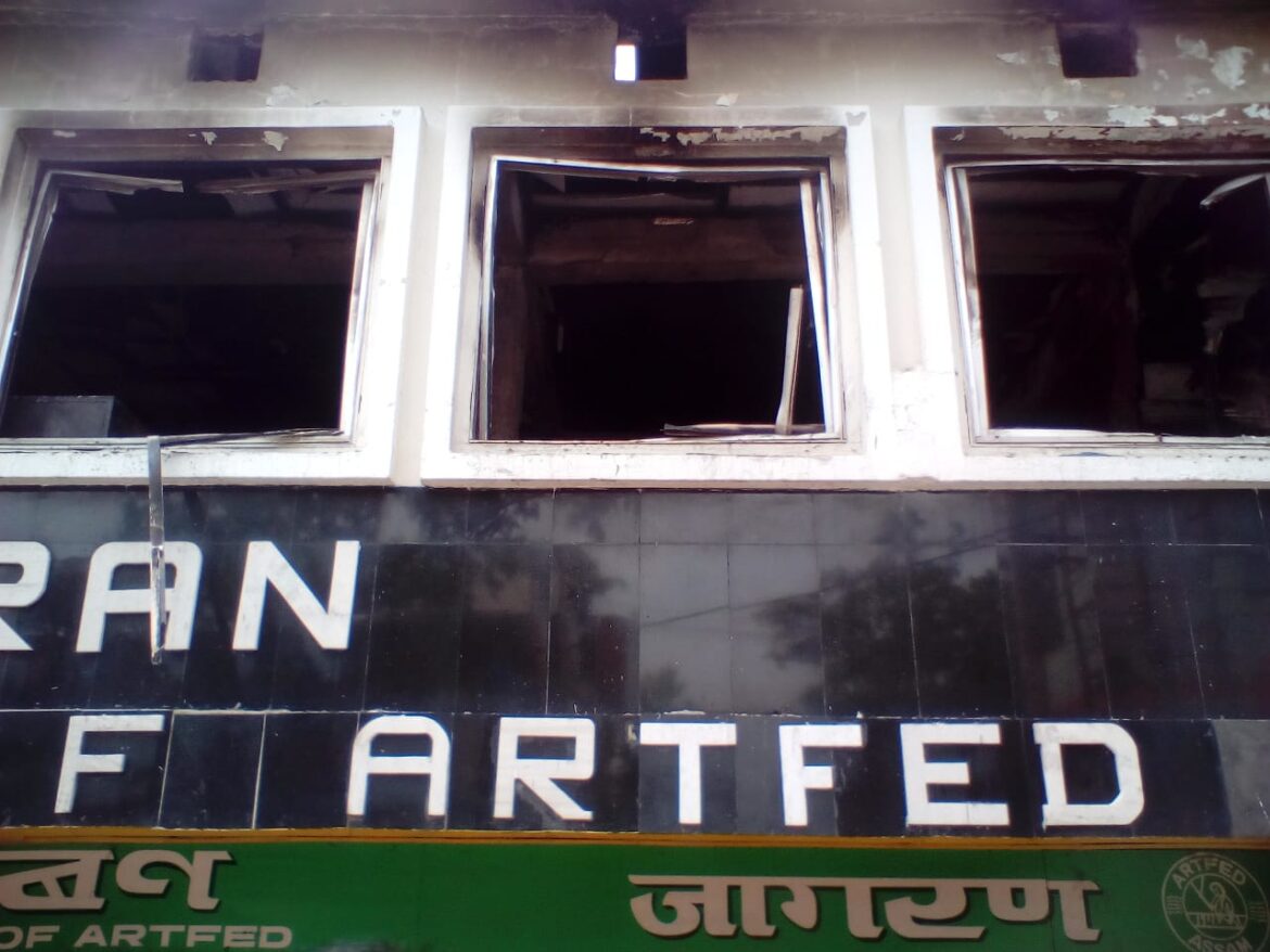 a9a479ab-d5d4-40ba-bad5-20b090e94185