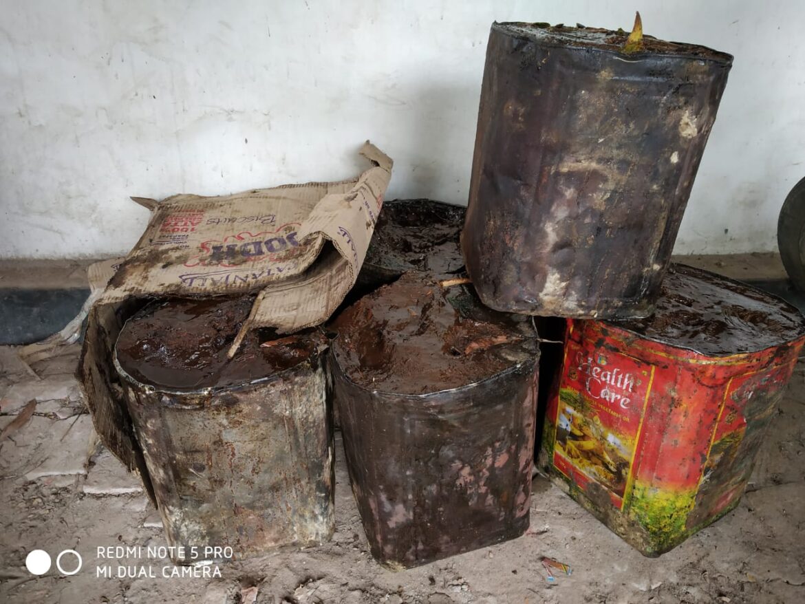 fb50ecfc-6d26-439d-97a6-a850496ff5c0